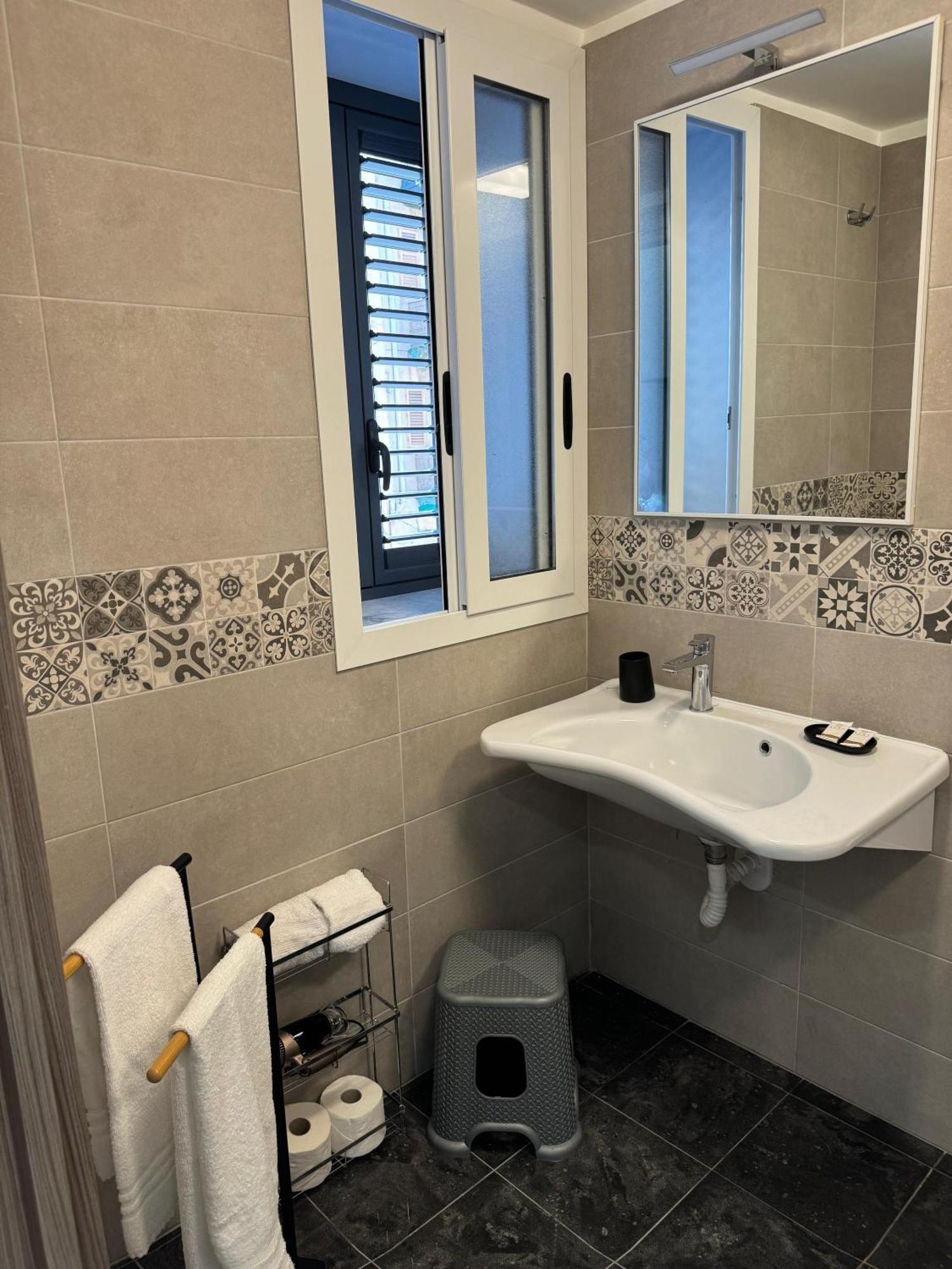 La Rondine Bed Otel Ficarazzi Dış mekan fotoğraf